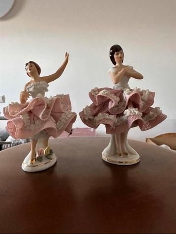 Porseleinen Danseresjes - Set van 2 beschikbaar voor biedingen