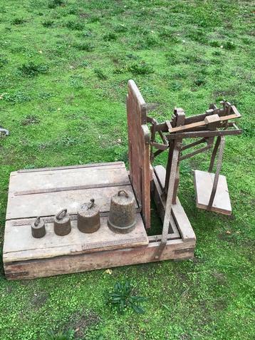Boeren gereedschap beschikbaar voor biedingen
