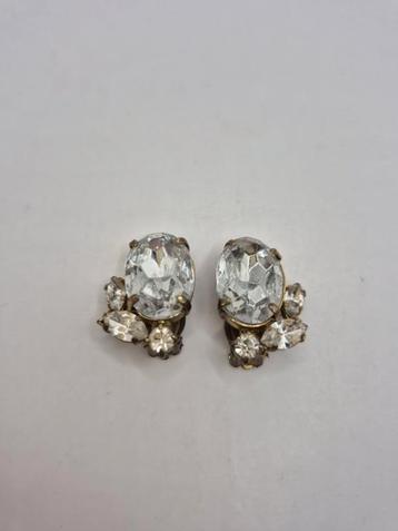 Vintage oorclips met kristal  beschikbaar voor biedingen