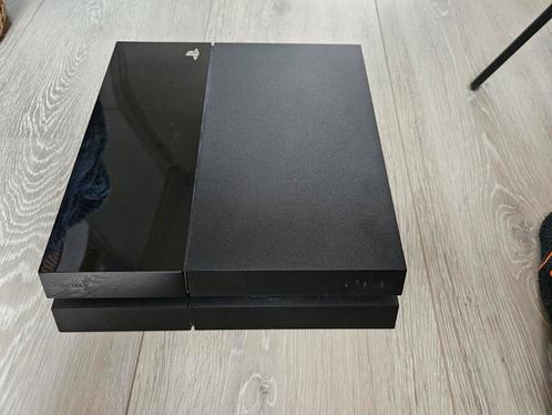 Complete ps 4 set, Spelcomputers en Games, Spelcomputers | Sony PlayStation 4, Zo goed als nieuw, Original, Met 2 controllers