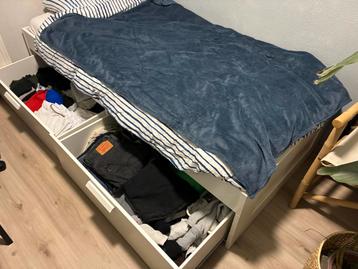 Ikea Bedframe met opberglades, lattenb+matras wit, 90x200 cm - afbeelding 2