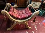 Kasteel stoeltje, Antiek en Kunst, Antiek | Meubels | Stoelen en Banken, Ophalen