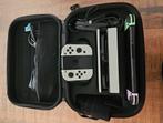 Nintendo Switch OLED met accessoires en case, Spelcomputers en Games, Spelcomputers | Nintendo Switch, Ophalen of Verzenden, Gebruikt