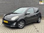 Renault Twingo 1.2-16V Collection airco-radio-nette auto, Gebruikt, Zwart, 4 cilinders, 4 stoelen