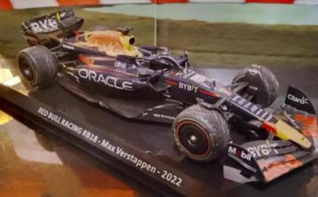 Red Bull Racing RB18 Max Verstappen 2022 1/24 serie F1 # 61 beschikbaar voor biedingen
