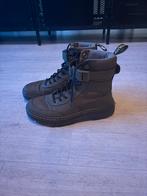 Dr martens tech comb maat 39, Ophalen of Verzenden, Zo goed als nieuw, Schoenen