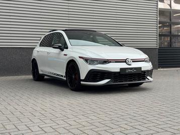 Volkswagen Golf GTI 45 |PANO|HUB|AKRA|LEER|FULL|HK|TOPSTAAT| beschikbaar voor biedingen