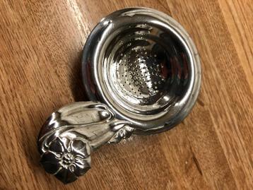 verzilverd theezeefje beschikbaar voor biedingen