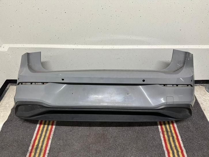 Achterbumper Volkswagen Golf 8, Auto-onderdelen, Carrosserie en Plaatwerk, Bumper, Volkswagen, Achter, Gebruikt, Ophalen