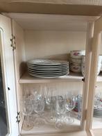 Borden, bekkers, glazen, pannen - gratis!, Huis en Inrichting, Ophalen, Glas, Overige stijlen, Bord(en)