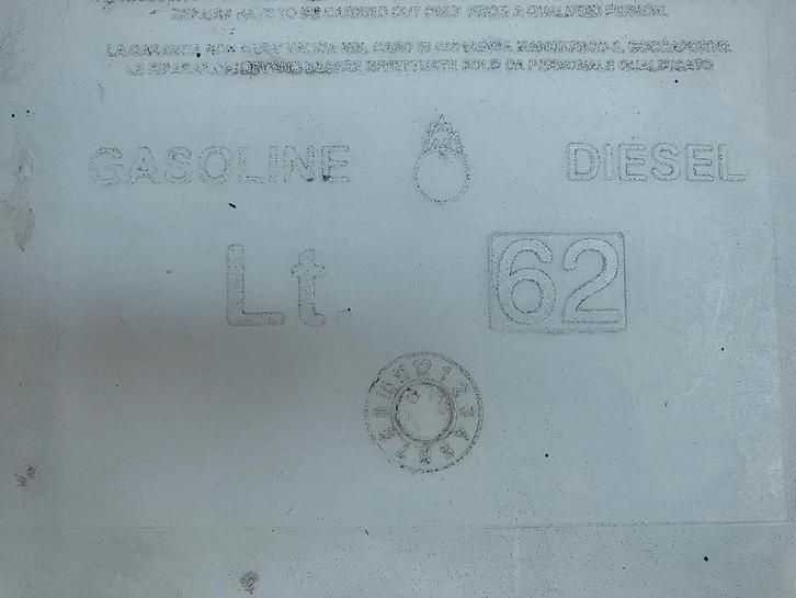 Kunststof diesel brandstoftank 62L, Watersport en Boten, Accessoires en Onderhoud, Gebruikt, Overige typen, Ophalen
