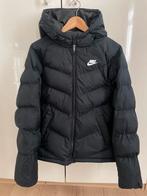 Nike junior winterjas maat XL 164 /170, zwart, Kinderen en Baby's, Kinderkleding | Maat 170, Ophalen of Verzenden, Zo goed als nieuw