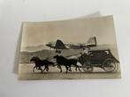Antieke vliegtuig foto. Douglas DC 3. Race paard en wagen., Ophalen, Gebruikt, Kaart, Foto of Prent