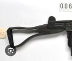 GEZOCHT: Uzi Skelet kolf, Verzamelen, Militaria | Algemeen, Ophalen of Verzenden, Luchtmacht, Nederland