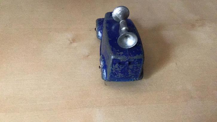 DINKY TOYS LOUDSPEAKER VAN GELUIDSWAGEN GEPRODUCEERD1954-57, Hobby en Vrije tijd, Modelauto's | 1:43, Gebruikt, Auto, Dinky Toys