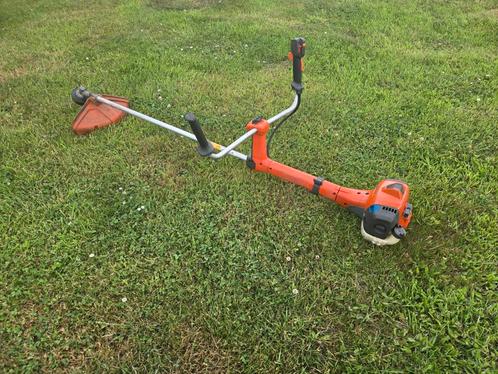 Husqvarna 525 RXT bosmaaier | Nette staat | Draadkop | 2015, Tuin en Terras, Bosmaaiers, Gebruikt, Benzine, 30 tot 50 cm, Ophalen of Verzenden