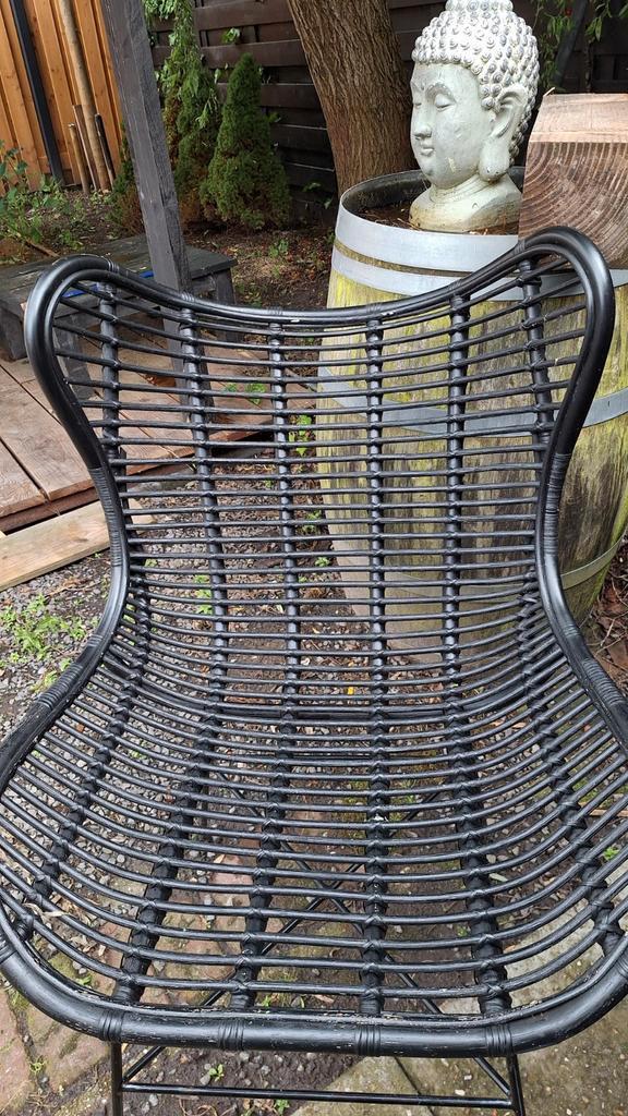 Zwarte rotan vlinderstoel – stijlvol en comfortabel, Tuin en Terras, Tuinstoelen, Zo goed als nieuw, Rotan, Ophalen