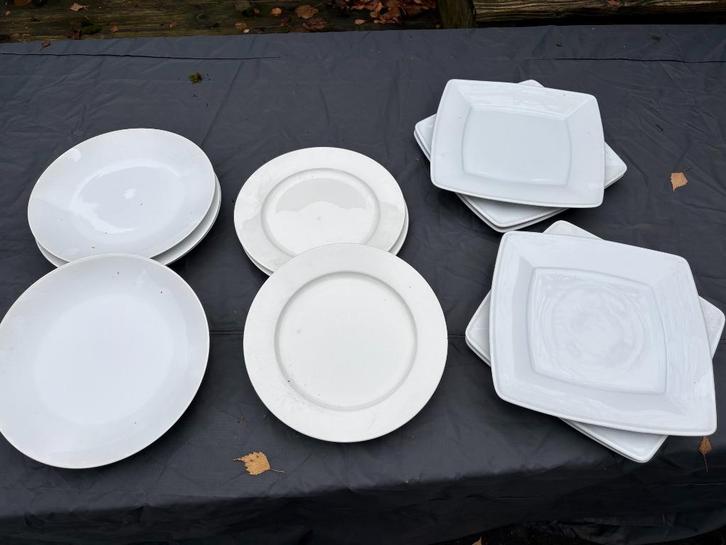 Bordenset diverse maten, Huis en Inrichting, Keuken | Servies, Zo goed als nieuw, Bord(en), Effen, Porselein, Ophalen