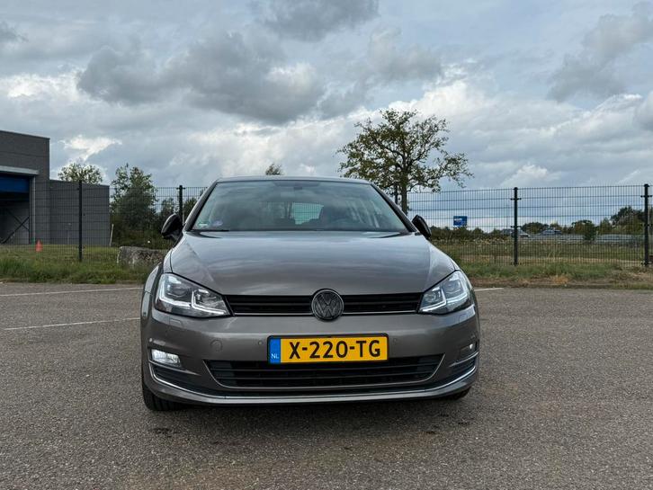 Volkswagen Golf 1.4 TSI 2015 DSG Lounge, Auto's, Volkswagen, Particulier, Golf, Airbags, Airconditioning, Android Auto, Apple Carplay