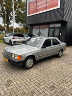 Mercedes 190E 2.0 AUTOMAAT 1983 NETTE STAAT BELASTINGVRIJ !, Auto's, Mercedes-Benz, Automaat, 1998 cc, Achterwielaandrijving, 4 cilinders