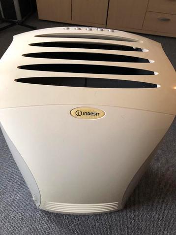 Indesit. Mobiele airco. F041955 beschikbaar voor biedingen
