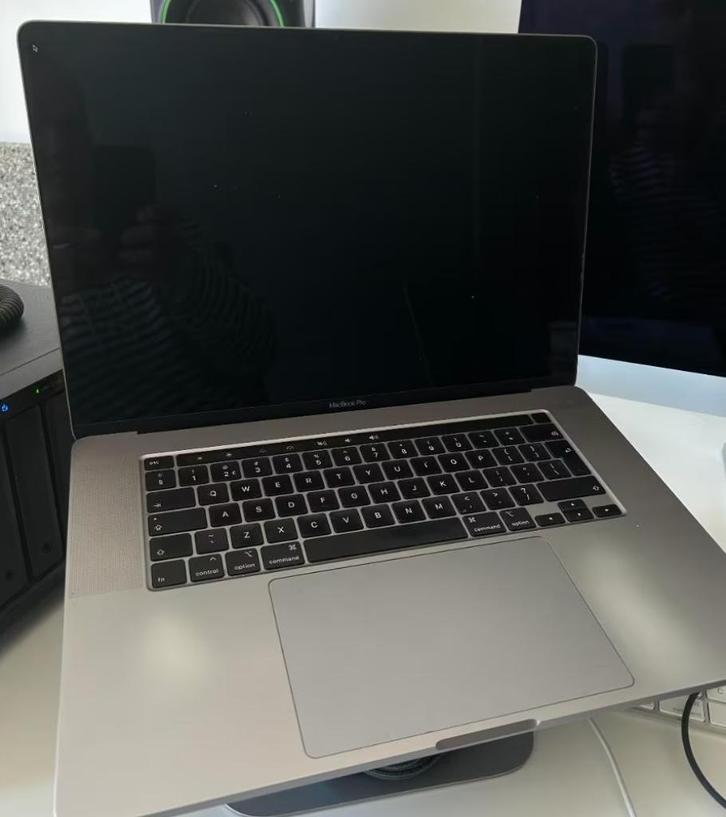Macbook Pro 16inch 2019 Touchbar 512GB, Computers en Software, Apple Macbooks, Gebruikt, MacBook Pro, 16 inch, 2 tot 3 Ghz, 512 GB