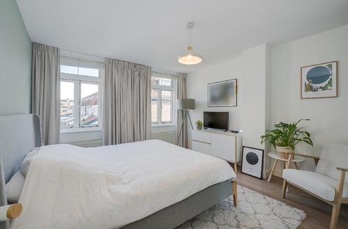 Vloerkleed 230x160 gebroken wit/grijs, Huis en Inrichting, Stoffering | Vloerbedekking, Tapijt, Wit, Ophalen