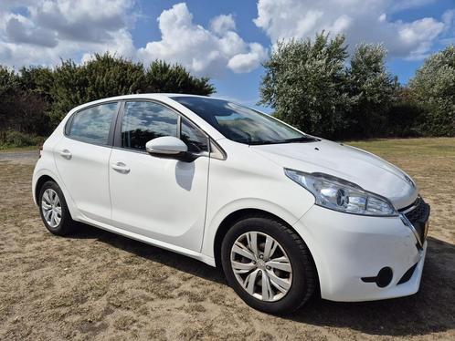 Peugeot 208 1.2 VTI 5-drs, parkeersensoren, airco, Auto's, Peugeot, Particulier, ABS, Airbags, Airconditioning, Bluetooth, Boordcomputer