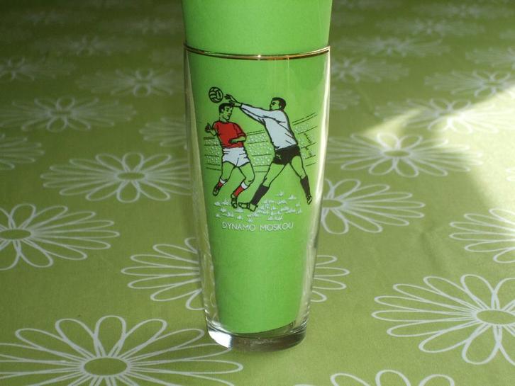 Vintage glas Dynamo Moskou, Verzamelen, Sportartikelen en Voetbal, Zo goed als nieuw, Overige typen, Buitenlandse clubs, Ophalen of Verzenden