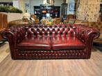 originele engelse chesterfield 3 Zits bank rood Nieuwstaat, Antiek en Kunst, Antiek | Meubels | Stoelen en Banken, Ophalen of Verzenden