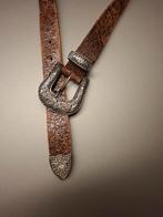 Vintage Bruine Lederen Riem met Sierlijke Gesp, Kleding | Dames, Riemen en Ceinturen, Echt leder, 90 tot 100 cm, Tailleriem, Ophalen of Verzenden