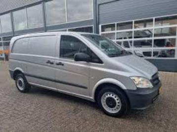 Bus met chauffeur koerier en transport beschikbaar voor biedingen