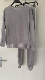 Grijze huispak, maat S, zachte stof, eenmalig gedragen, Ophalen of Verzenden, Zo goed als nieuw, Maat 36 (S), Grijs