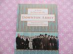 Downton Abbey/A year/Country house/Lady Mary/Engeland, Boeken, Julian Fellowes, Tv-serie, Ophalen of Verzenden, Zo goed als nieuw