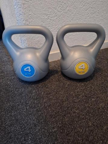 Dumbell en kettlebells beschikbaar voor biedingen