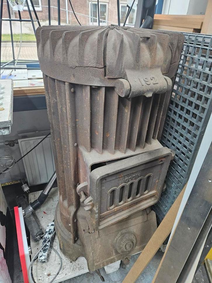 Oude Godin 192 Houtkachel allesbrander, Huis en Inrichting, Kachels, Gebruikt, Vrijstaand, Houtkachel, Hout, Ophalen of Verzenden