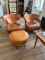 Twee leren Domicil fauteuils + hocker te koop, Huis en Inrichting, Verzenden, 75 tot 100 cm, Leer, 50 tot 75 cm