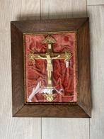 Bijzonder kruisbeeld jaren '20/'30 met bol glas, Antiek en Kunst, Antiek | Religie, Ophalen