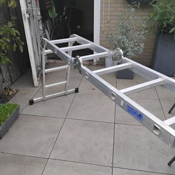 Te koop vouwladder met platen. Div ladders.  beschikbaar voor biedingen