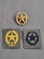 Pinspeld en patches schutter 1ste klasse Geweer, Ophalen of Verzenden, Landmacht, Nederland, Embleem of Badge