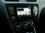 Skoda Octavia 1.4 TSI 140pk 1e eigenaar Automaat Clima Navi, Euro 5, Stof, Gebruikt, 4 cilinders