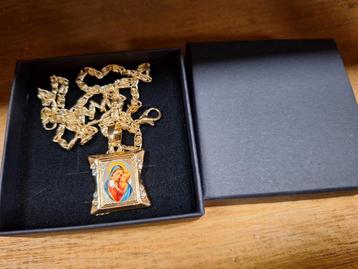 Prachtige religieuze ketting  beschikbaar voor biedingen