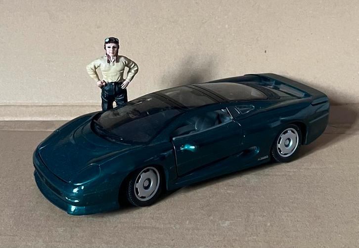 Legendarische JAGUAR XJ220 ‼️ Klassier / oldtimer, Hobby en Vrije tijd, Modelauto's | 1:24, Gebruikt, Ophalen of Verzenden