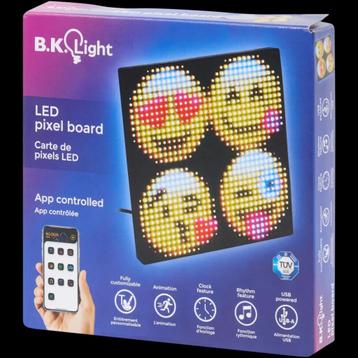 Led-pixelbord  13 x 13 cm beschikbaar voor biedingen