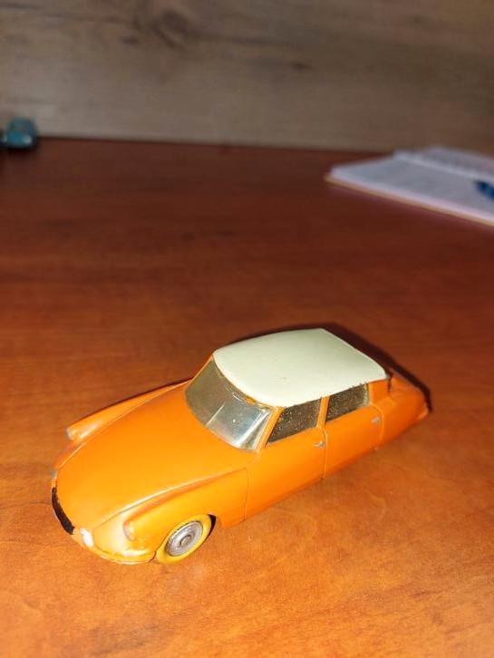 CITROEN  DS 19.   1962, Hobby en Vrije tijd, Modelauto's | 1:43, Zo goed als nieuw, Auto, Dinky Toys, Ophalen of Verzenden