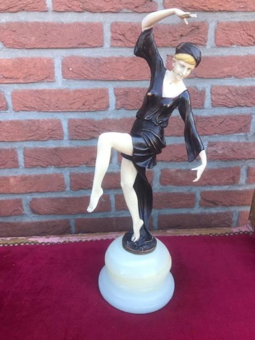 Weens brons: elegante danseres, Antiek en Kunst, Kunst | Beelden en Houtsnijwerken, Ophalen of Verzenden