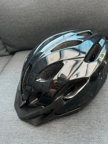 Rockrider fietshelm maat 58-62 beschikbaar voor biedingen