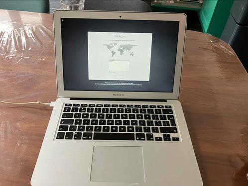 Apple - Mac Book air (2015, 13 inch, 128GB, SSD en 2 hoezen, Computers en Software, Apple Macbooks, Zo goed als nieuw, 13 inch
