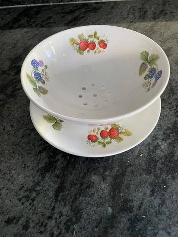 Fruit schaal / test vintage  beschikbaar voor biedingen