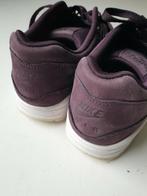 Nike Air max, maat 40 (39) bordeauxrood, Ophalen of Verzenden, Zo goed als nieuw, Rood, Sneakers of Gympen